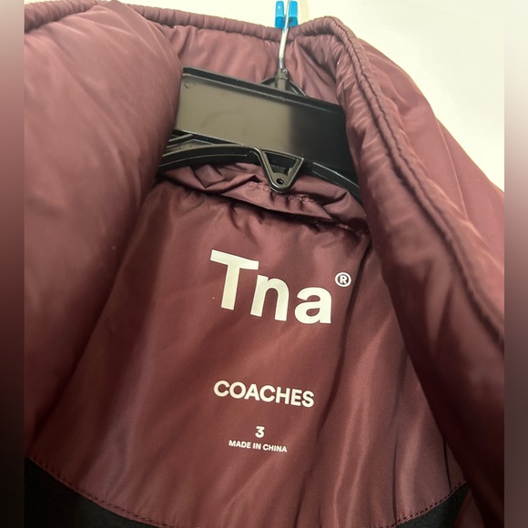 Aritzia TNA Coaches Jacket - Picture 4 of 7